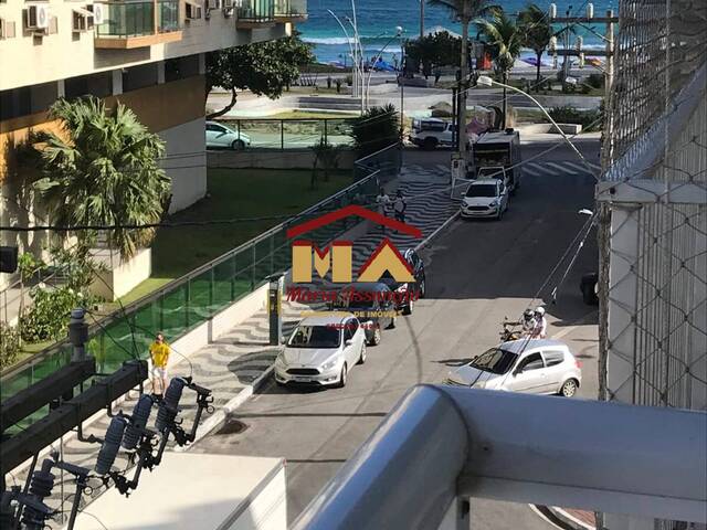 Venda em Praia do Forte - Cabo Frio